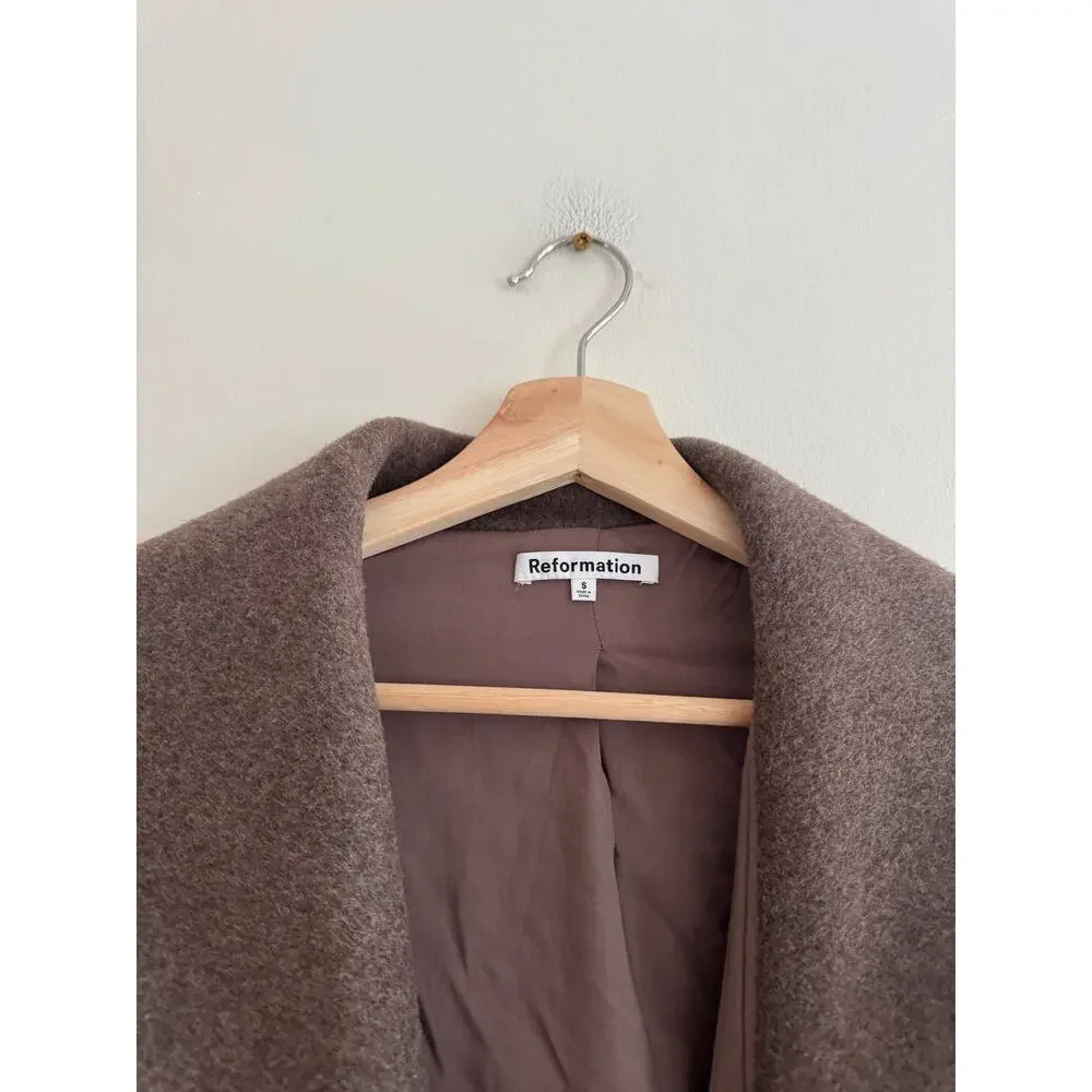 REFORMATION Regent Wrap Coat In Hedgerow Brown Size Small - Picture 4 of 8